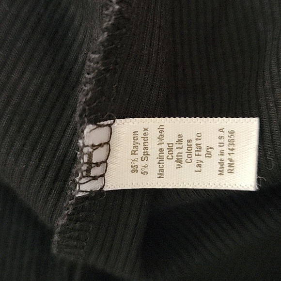 Joah Brown Half Zip Ribbed Mock Neck Shirt in Black M/L - Picture 6 of 6